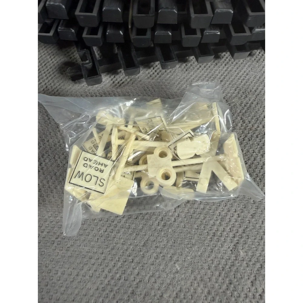 Bachman Plastic Toy Train Track Lot Curved Straight Pieces and Road Signs